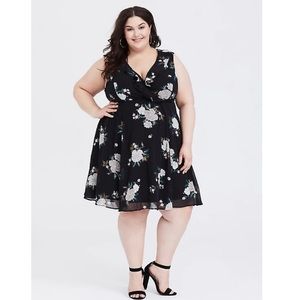 TORRID BLACK FLORAL CHIFFON SKATER DRESS